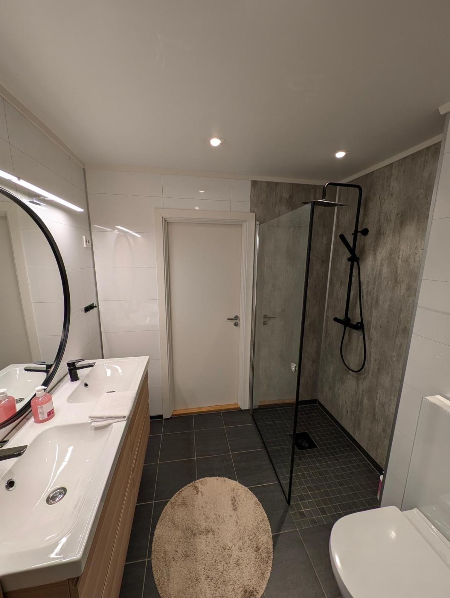 Reine City Apartment מראה חיצוני תמונה